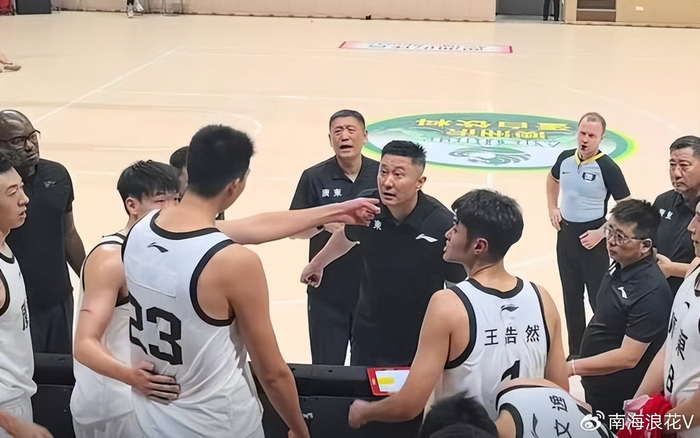 广东队淘汰广州队晋级八强 徐昕回购权成焦点